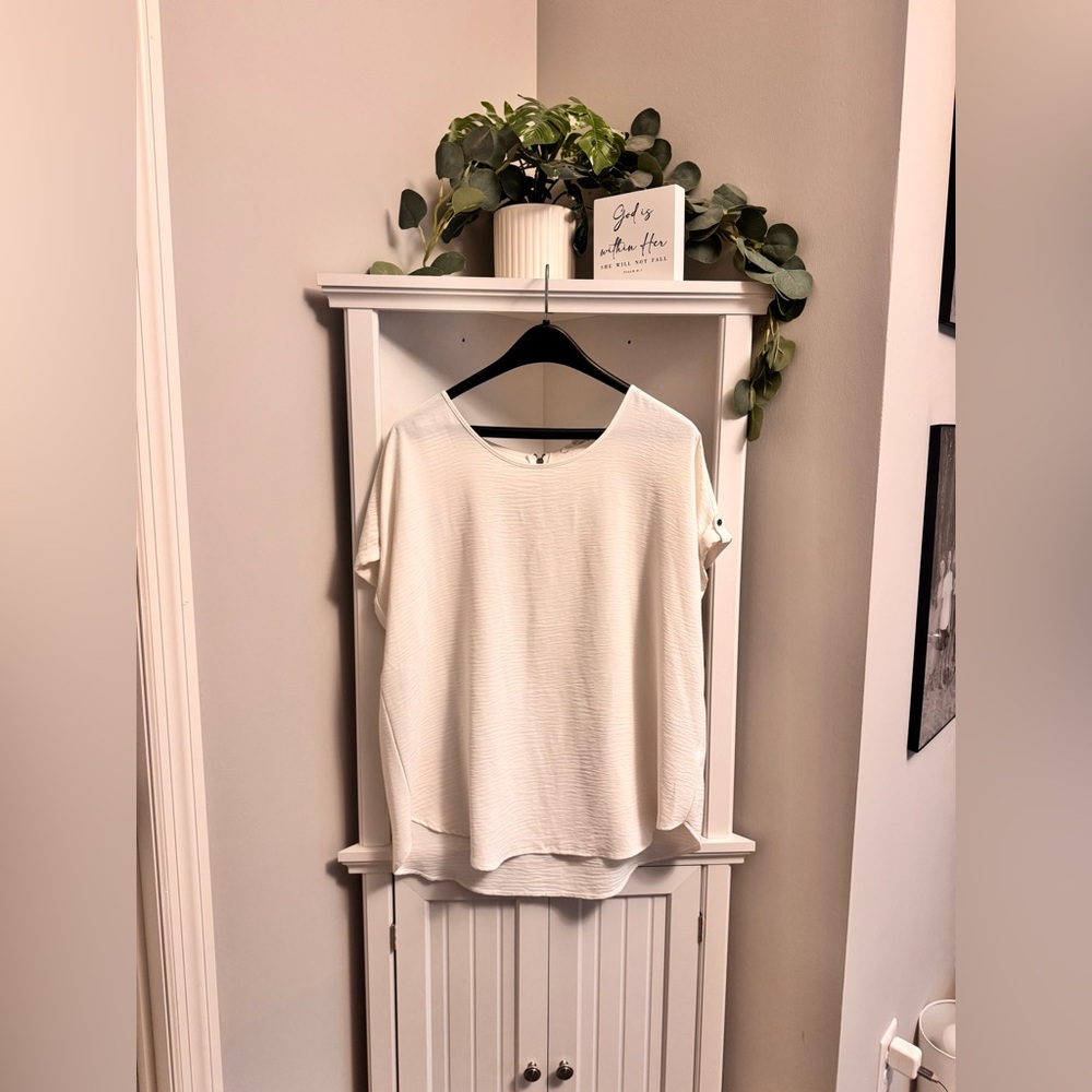 Maurices white Women's Blouse